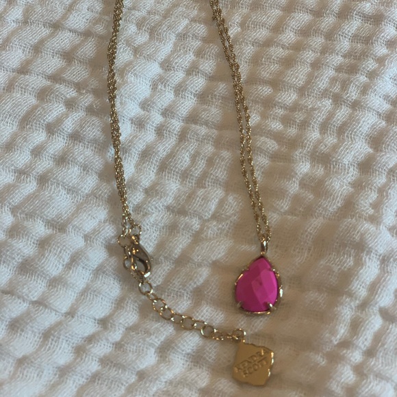 Kendra Scott small teardrop pendent necklace - Picture 5 of 6